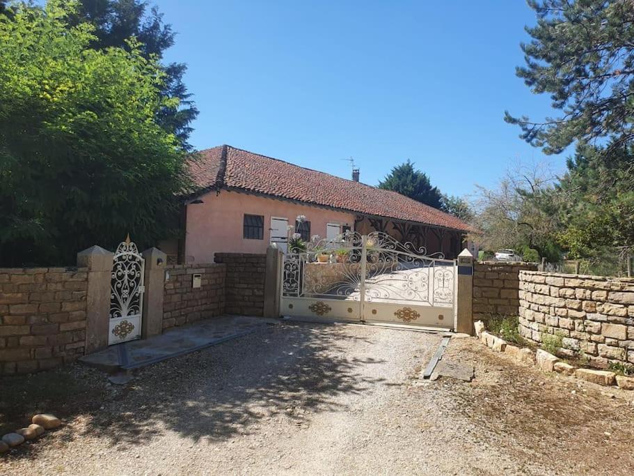Vila Dependance Pour 1 A 4 Pers Au Calme Dans Propriete Marboz Exteriér fotografie